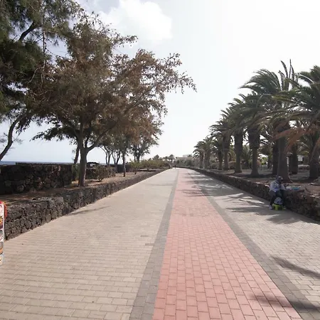Playa Roca Penthouse. Great Sea Views! Apartment Costa Teguise