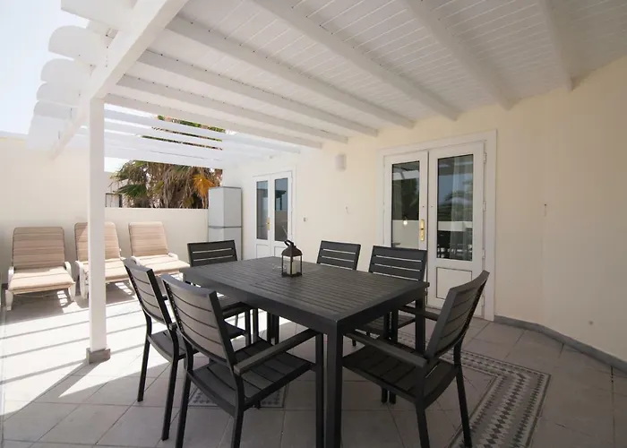 Playa Roca Penthouse. Great Sea Views! Apartamento