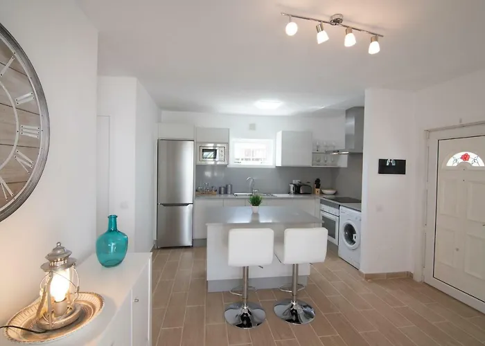 Apartamento Playa Roca Penthouse. Great Sea Views! Costa Teguise