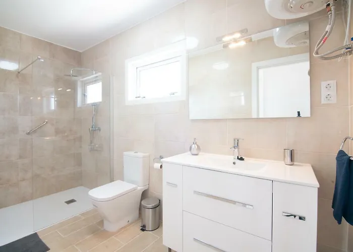 Playa Roca Penthouse. Great Sea Views! Apartamento *